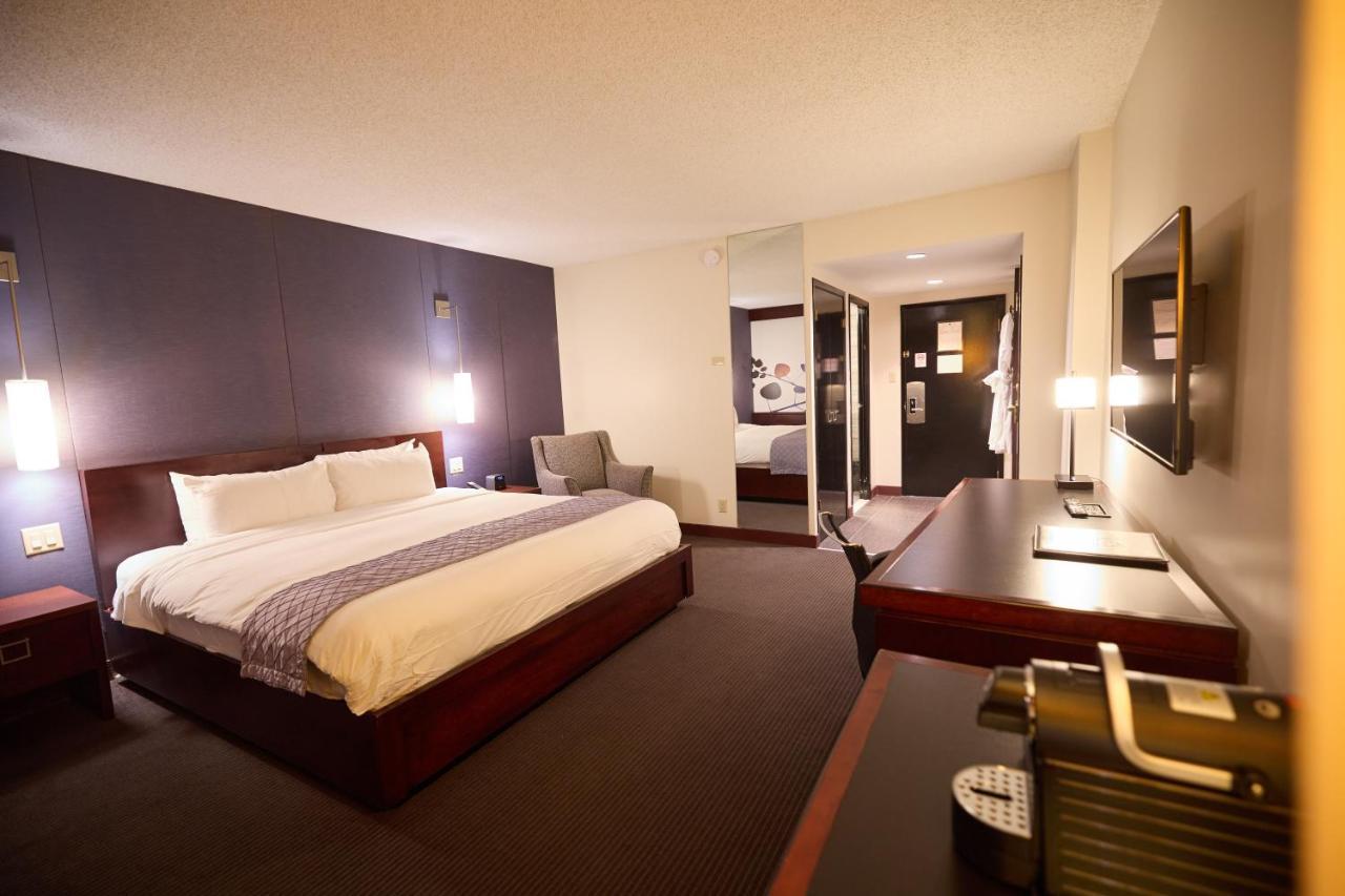 Hotel Ruby Foo'S Montreal Exterior foto