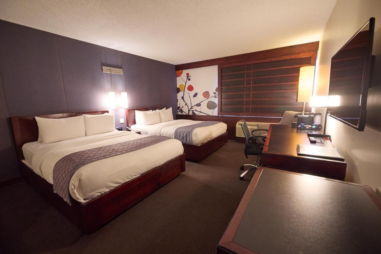 Hotel Ruby Foo'S Montreal Exterior foto
